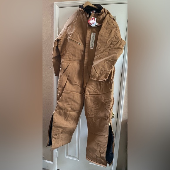 Dickies Premium Insulated Coverall Men’s Size 46/48 Short - Tan Quilt-Lined Work